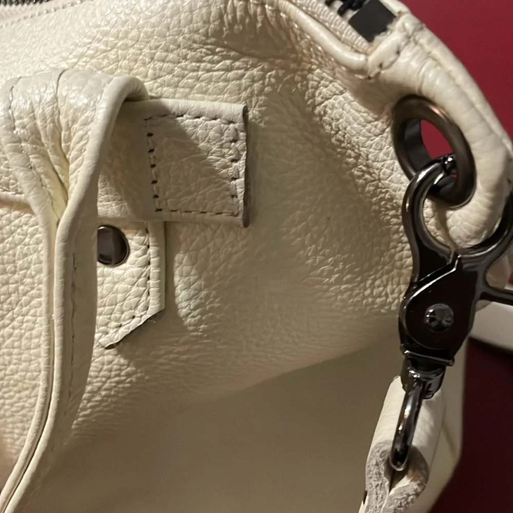 ALLISON BURNS LEATHER CROSSBODY BAG